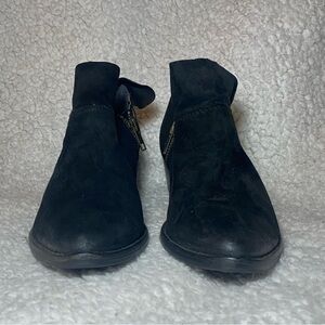 Steve Madden Black Booties Size 8.5